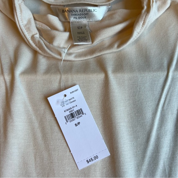 Banana Republic mock neck top - Picture 2 of 3